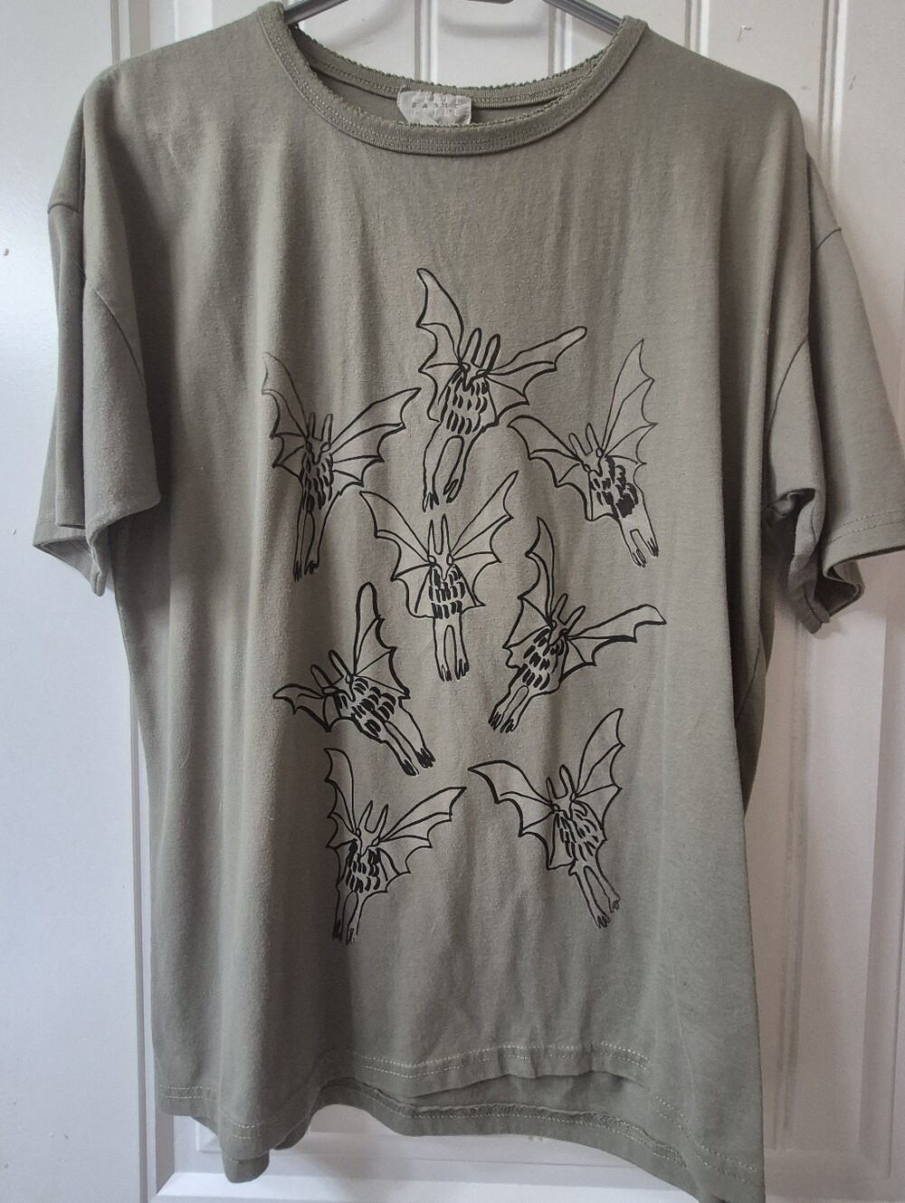 Womens Style Basic Bat T Shirt Size Medium